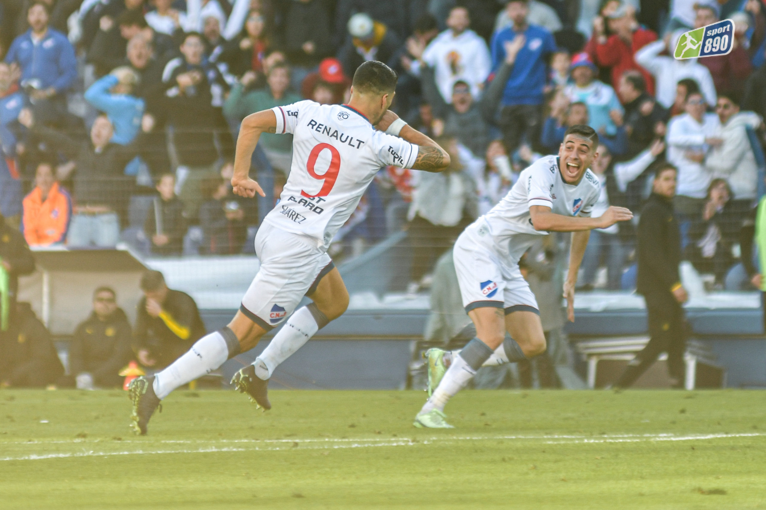 Uruguay le ganó sin sobresaltos a Bolivia por tres goles en el Estadio  Centenario - M24 · La radio que nos mueve